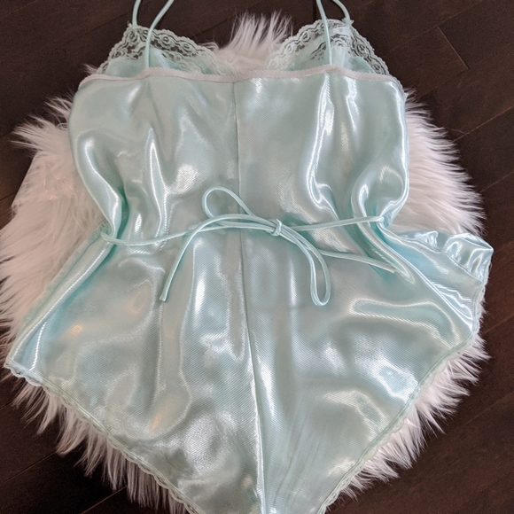 Vintage satin and lace teddy - Picture 6 of 16